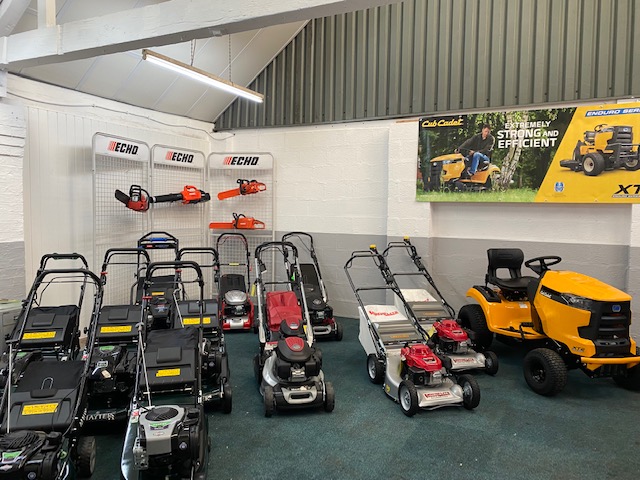 RESIDENTIAL & COMMERCIAL LAWN MOWERS – LICHFIELD